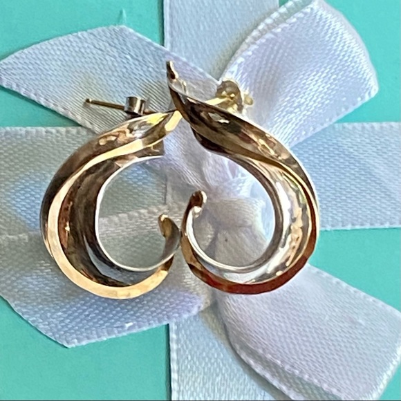 Artisan Modernest Sterling Silver 14K Wired PJ Swirl Earrings - Picture 13 of 13